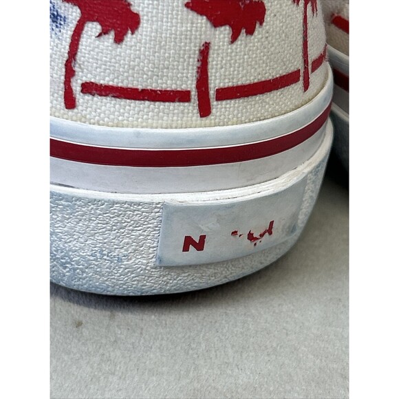 In-N-Out Burger Slip On Canvas Shoes Mens US 7 UK 6 White and Red Palm Trees - Picture 7 of 16